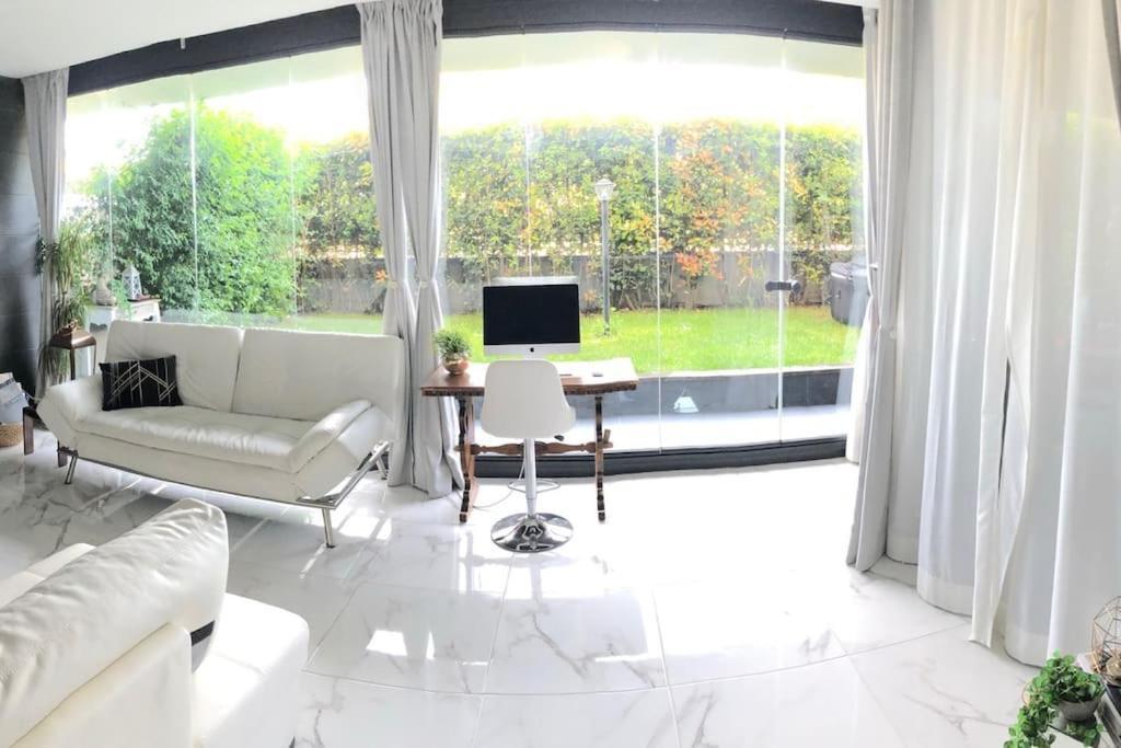Favoloso Appartamento Roma Con Giardino Esterno foto